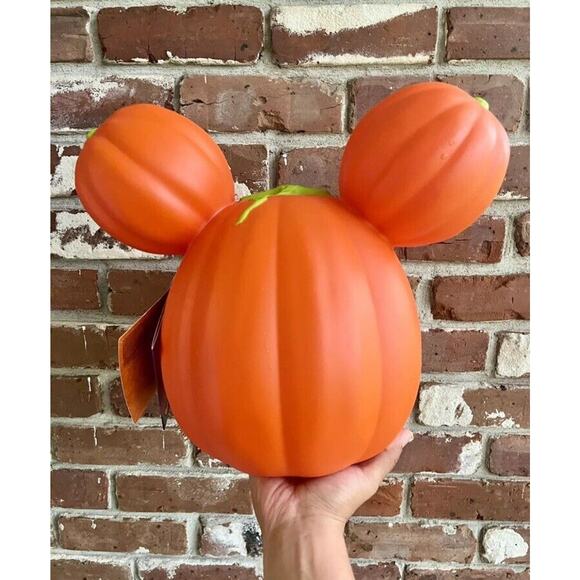 2024 Disney Parks medium Mickey Mouse Light Up Pumpkin Jack-O-Lantern Blow Mold - Picture 8 of 8